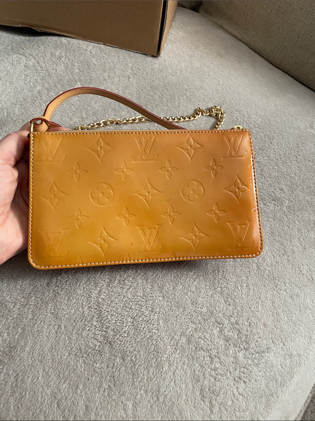 Additional Pictures For Louis Vuitton Lexington Vernis Pochette